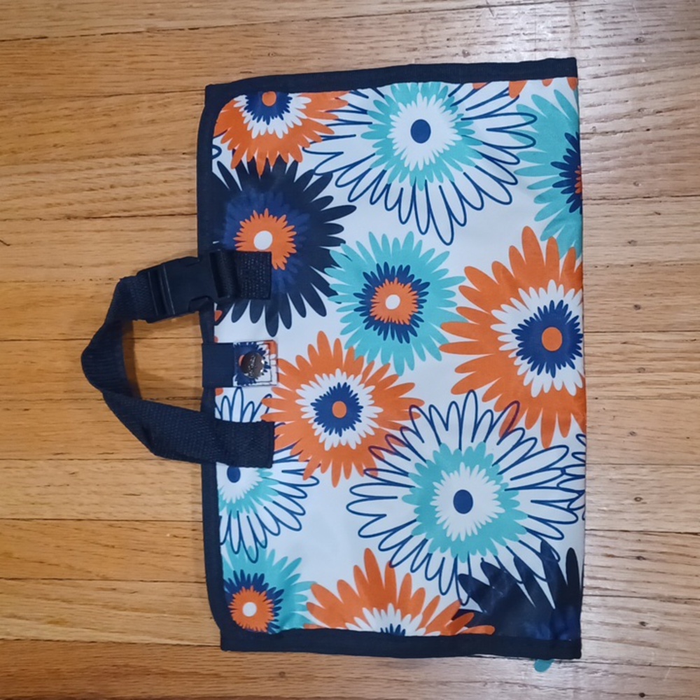Thirty one travel jewelry case (floral print)